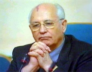 Горбачев: коррупция и антидемократические тенденции угрожают стабильности России 