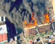 В Бруклине при тушении пожара, во время которого рухнуло здание, пострадали около 30 человек