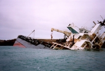 На юге Туниса затонул корабль с нелегалами, погибли 27 человек 