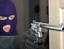 Грабитель с игрушкой в руках пытался ограбить почту на юго-востоке Москвы 