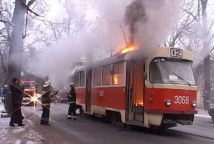 В центре Москвы загорелся трамвай