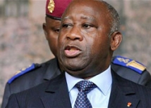 Президент Кот-д`Ивуара Лоран Гбагбо арестован французским спецназом и передан его сопернику 