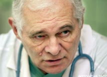 Авторитетные медики поддерживают Леонида Рошаля в его споре с Минздравсоцравития