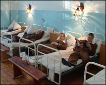 На Урале отравились 153 курсанта МЧС: 34 госпитализированы, двое в тяжелом состоянии 