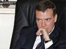 Медведев освободил четырех генералов от должностей