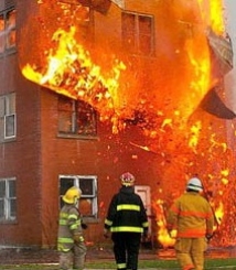Пожар на севере Москвы унес жизни двух человек