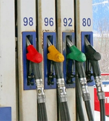 Россиян ждет «народный контроль» за ценами на бензин