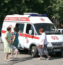 Покупателя пырнул ножом сотрудник супермаркета в Москве 
