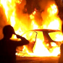 Автомобиль журналиста «Коммерсанта» сожгли в центре Москвы