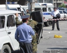 Полицейских в Каспийске убила бомба мощностью 5—6 кг в тротиловом эквиваленте 