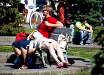 Москвичей ожидают самые жаркие в этом году выходные