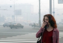 Юго-восточный ветер принес в Москву запах дыма с горящих в Подмосковье торфяников