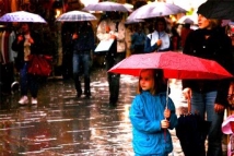 Дождливые, прохладные выходные ожидают москвичей 