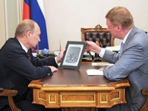 Блогеры разоблачили Чубайса, обманувшего Путина «русским айпадом»