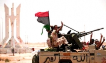 Каким образом журналист «Известий» оказался в бою за ливийскую столицу, неизвестно