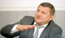 Алексей Лебедь отказался от партбилета «Единой России», заявив, что хочет жить по совести