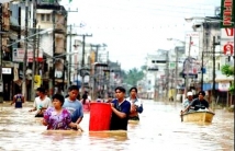 До 80 человек возросло число жертв наводнения в Таиланде 