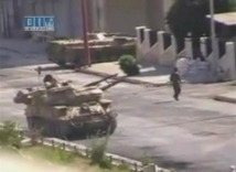 В сирийский город Аль-Растан вошли танки 