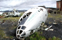 Пассажирский самолет разбился в Индонезии, погибли 18 человек 