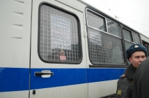 На одного из ста задержанных в субботу в Москве русских юношей составлен протокол 