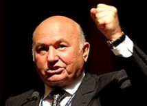 Лужков: «Я буду судиться с Нарышкиным за обвинения в коррупции»  