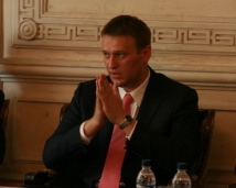 Навальный не исключил создания своей партии и заявил о президентских амбициях 