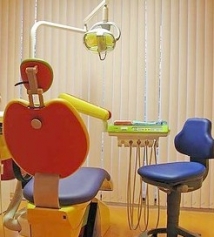 Против стоматолога, убившего ребенка общим наркозом, возбуждено дело 