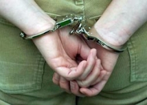 Пьяный гражданин Белоруссии укусил московского полицейского 