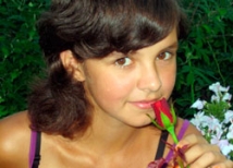 В Петербурге пятые сутки ищут 13-летнюю девочку 