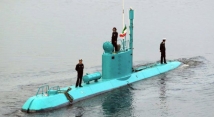 Иран показал миру подводную лодку веселенького цвета 