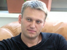 Единороссы отказались общаться с Навальным в прямом эфире, пока он не ответит на вопросы следствия