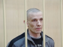 Лидер «Русской пробежки» в Питере получил 2,5 года условно — прокурор просил 7 лет строгого режима