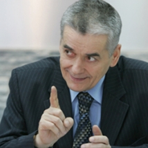 Онищенко рассказал о «коварстве» кондиционеров и пользе горячего чая в жару 