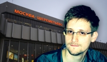 США по-прежнему требуют выдачи Сноудена, а мать летчика Ярошенко просит обменять его на сына 