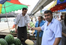 СМИ: Рынок бахчевых в Москве контролирует «азербайджанско-дагестанская мафия»