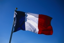 Президент Франции: рано отбрасывать военный сценарий решения сирийского кризиса 