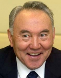 Ради стабильности переизберут президента Казахстана 26 апреля 