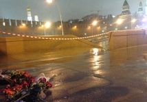 В квартире расстрелянного неизвестными Бориса Немцова проводится обыск 