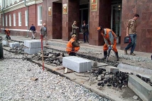 Собянинская плиточная агрессия нарвалась на протесты москвичей