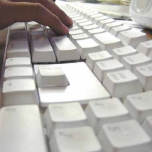 Минкомсвязи намерено ввести запрет на экстремизм в Интернете по всему миру