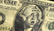 Доллар упал ниже психологической отметки 30 рублей 