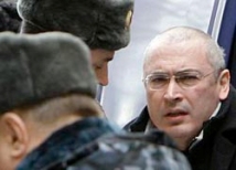 Администрация колонии настаивает на выговоре Ходорковскому 