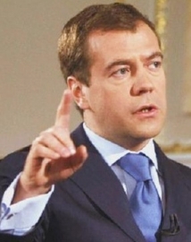 Полиция должна реагировать на жалобы на выборах, заявил Медведев 