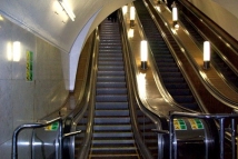 Создана спецкомиссия, которая выяснит, насколько опасны для граждан эскалаторы в метро 