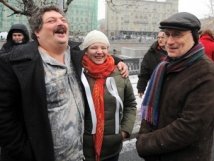 Писатели оппозиционных взглядов назначили на 13 мая в Москве «контрольную прогулку» 