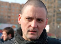 Сергей Удальцов пришел на суд в Ульяновске 