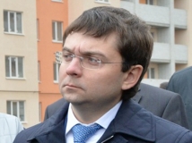 Замминистра ЖКХ РФ и замминистра ЖКХ Крыма застряли в лифте в Симферополе 