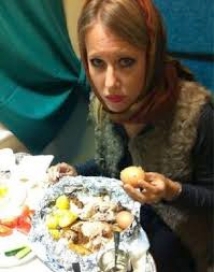 По настоянию спецслужб Ксения Собчак на время покинула Россию 