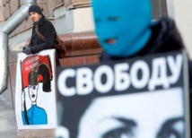 «Pussy Riot» против «Pat Riot»