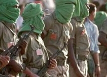 Уходя, Каддафи громко хлопнул туарегами 